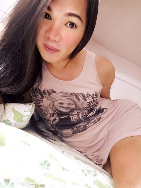 Image pour Lempeä ja aito trans etsii läsnäolevaa miestä rakastamaan aidosti sinä päätät värähtelemään