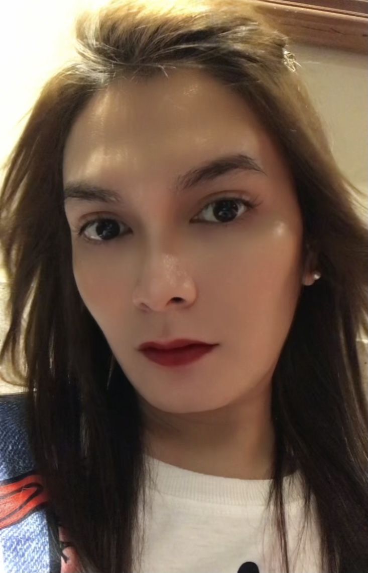 Image pour Tyylikäs trans ilman turhia hienosteluja etsii aitoa suhdetta rauhalliseen nautintoon seuraatko mukana?