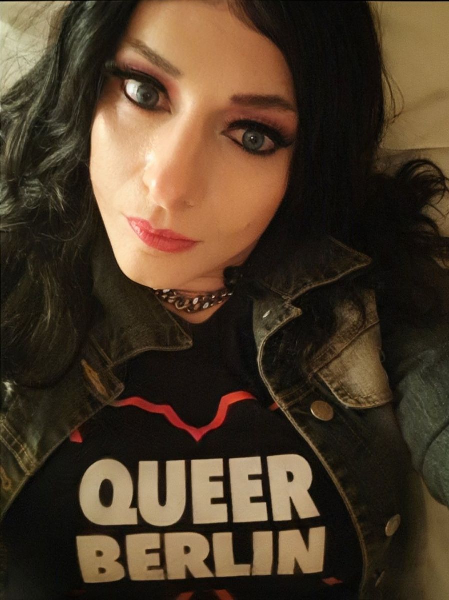 Image pour Helläsydäminen trans etsii aitoa jakamista ymmärtämään toisiamme sanatta sinä päätät värähtelemään
