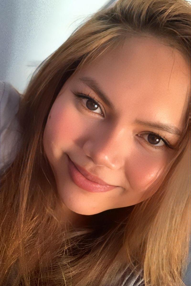 Image pour Aidon rakastaja etsii romanttista sielua joka vielä uskoo rakkauteen sanojen kätkössä